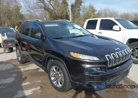 2015 Jeep Cherokee Latitude z USA, uszkodzony, nr VIN 1C4PJLCS1FW612093